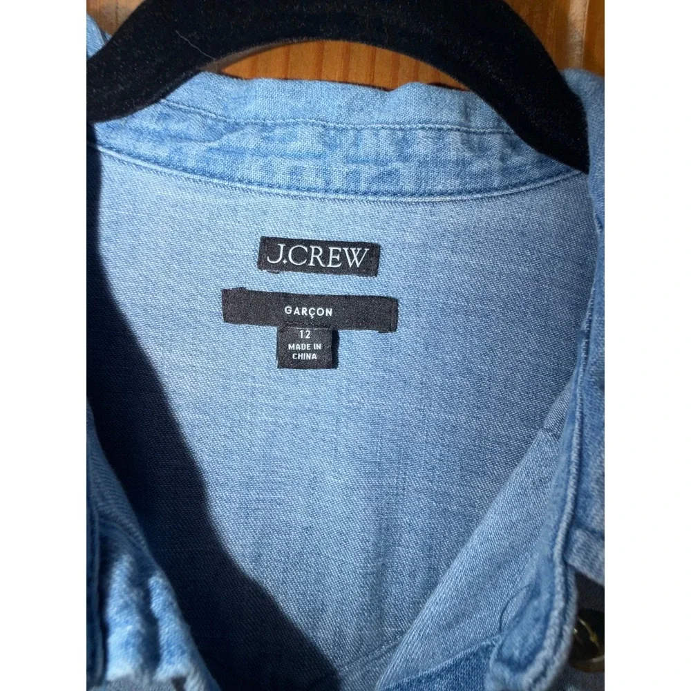 J.Crew Denim Shirt Womens 12 Light Wash Pearl Button Western Cotton Top - Picture 4 of 10